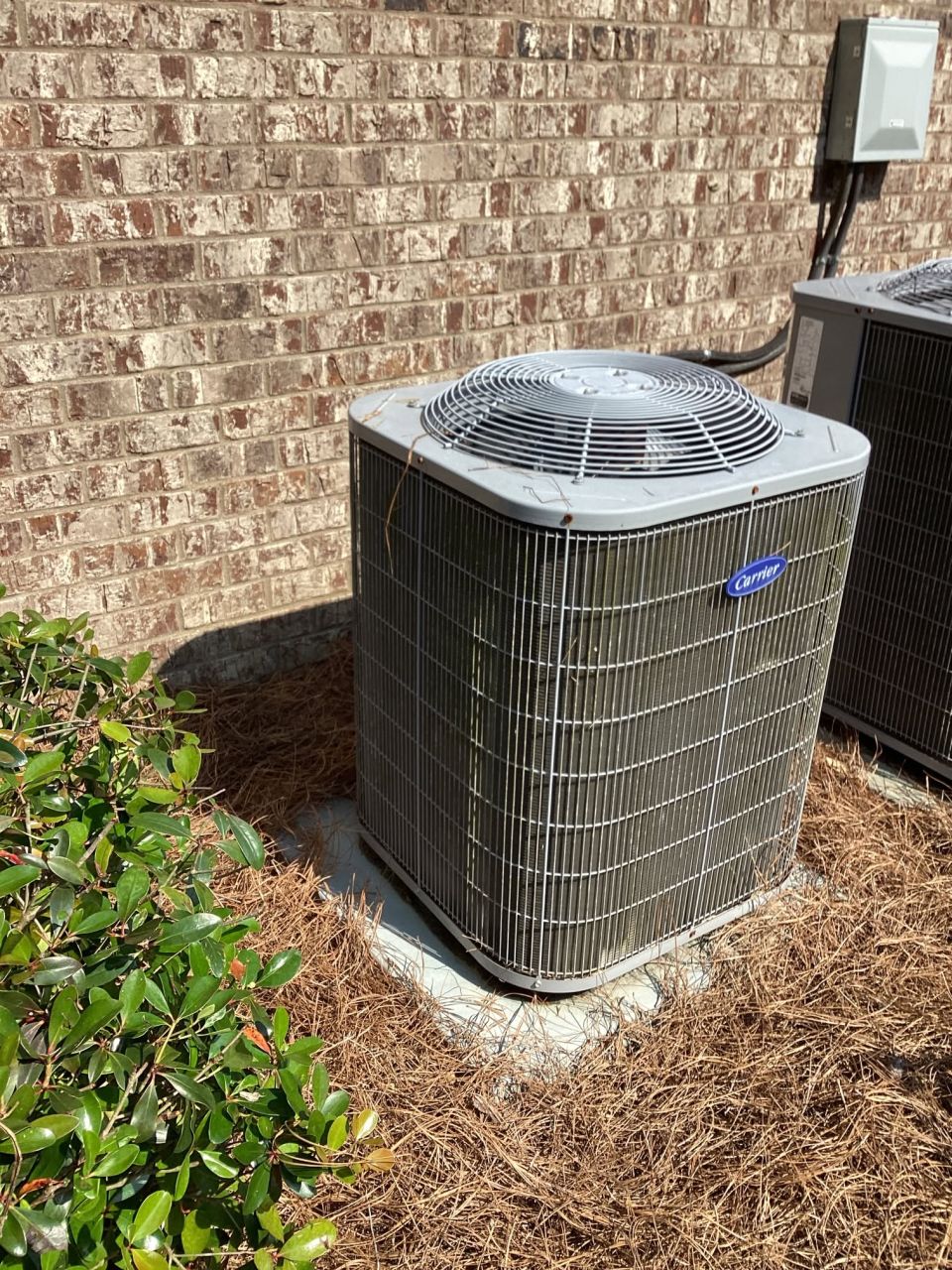 Dual Capacitor Replaced on a Carrier AC Unit – photo 4