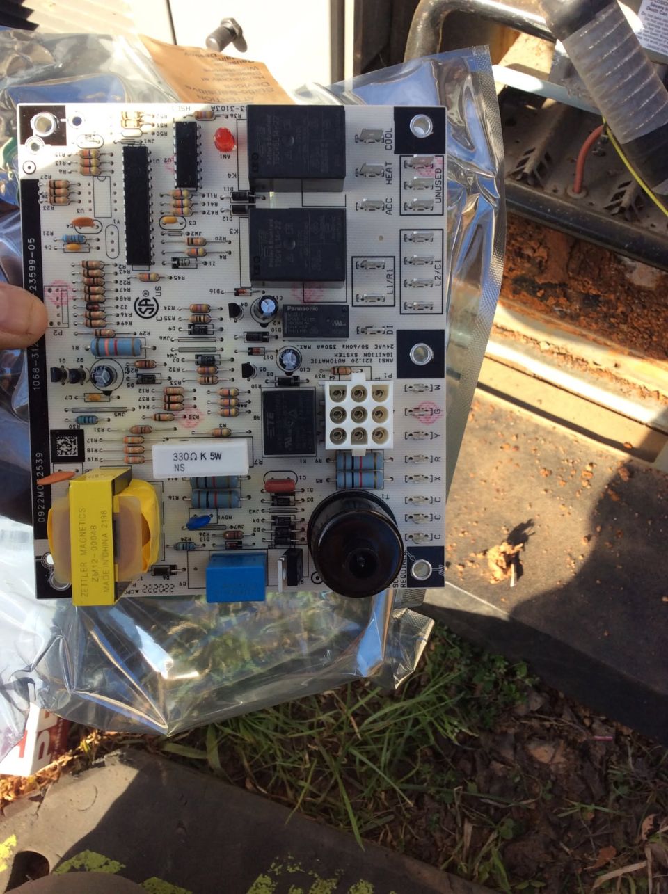 Control Board Replaced on a Package Unit – photo 2