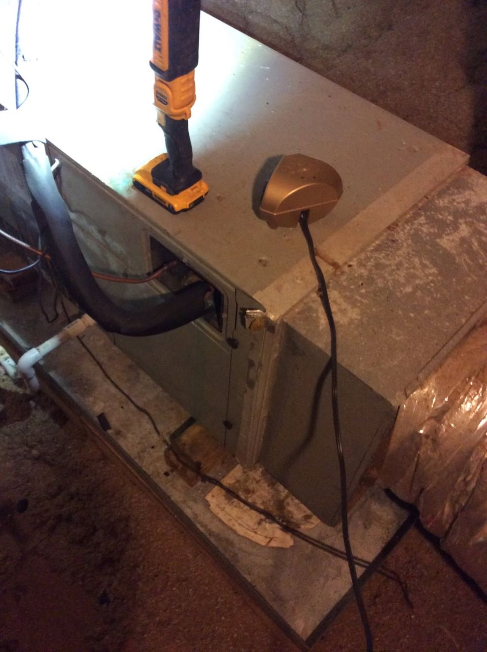 HVAC System Serviced Before a Home Sale – photo 6