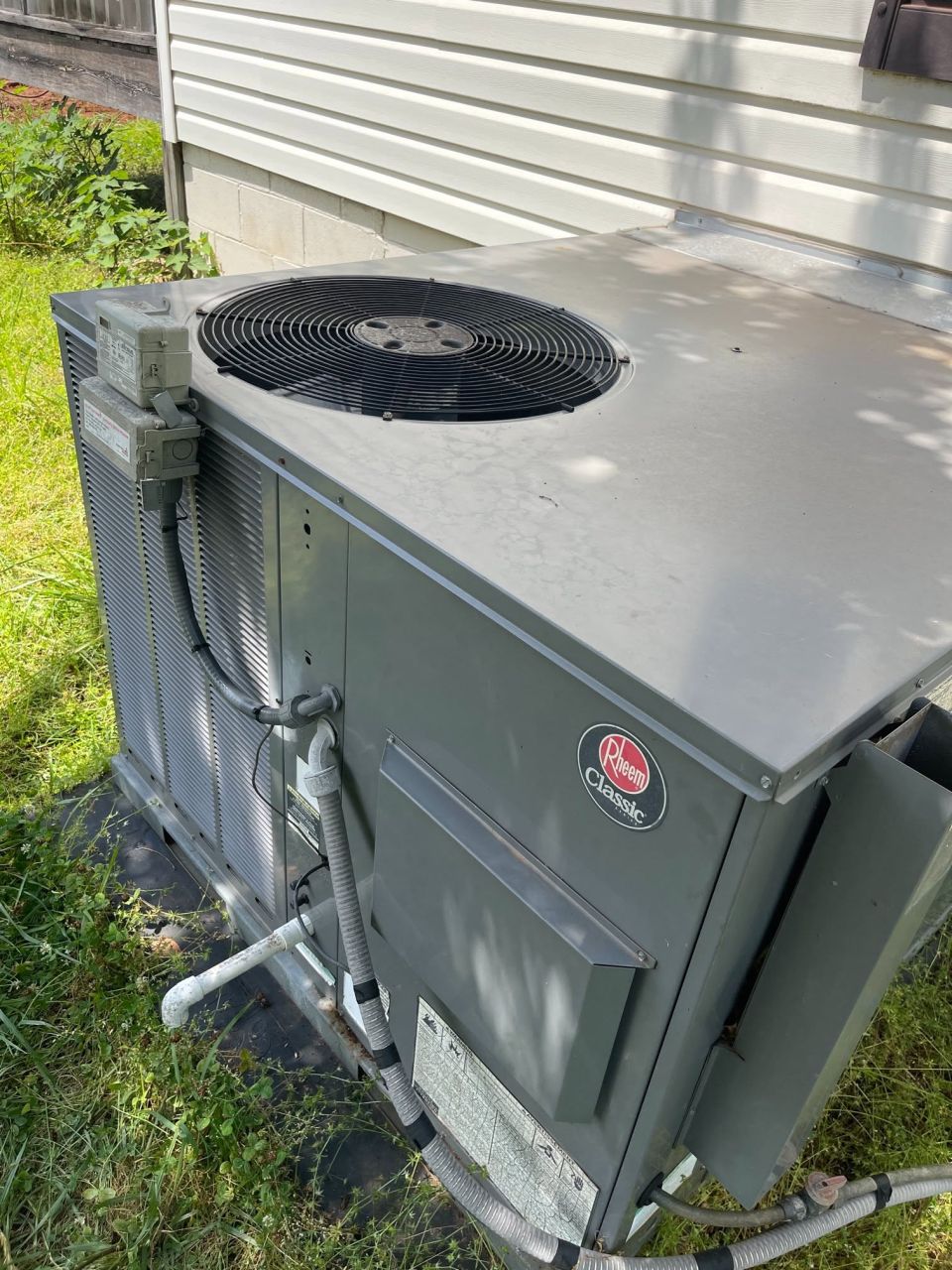 Condensing Fan Not Turning – Package Unit Repaired – photo 4